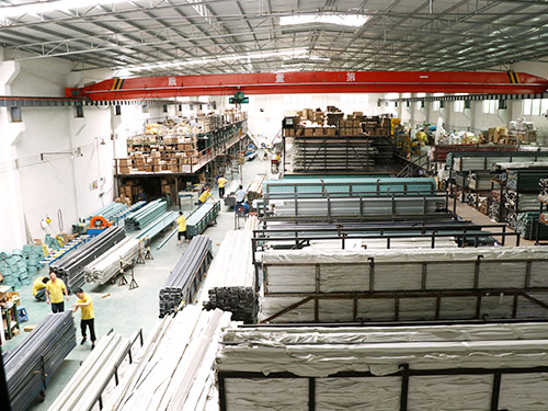 鋁紳仕-車間倉(cāng)庫(kù)